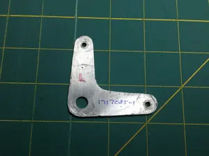 LH Bellcrank 1717085-1 Cabin Door Lock, Cessna Cardinal 177 177RG